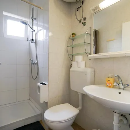 Osljak Apartamento *