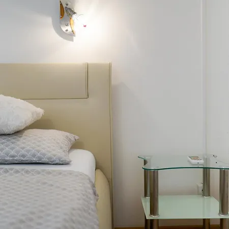 Osljak Apartamento *