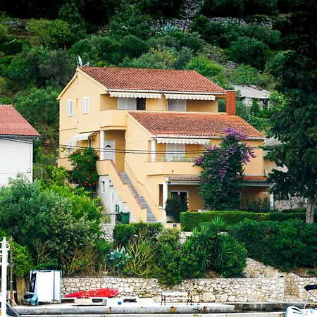 Διαμέρισμα Osljak